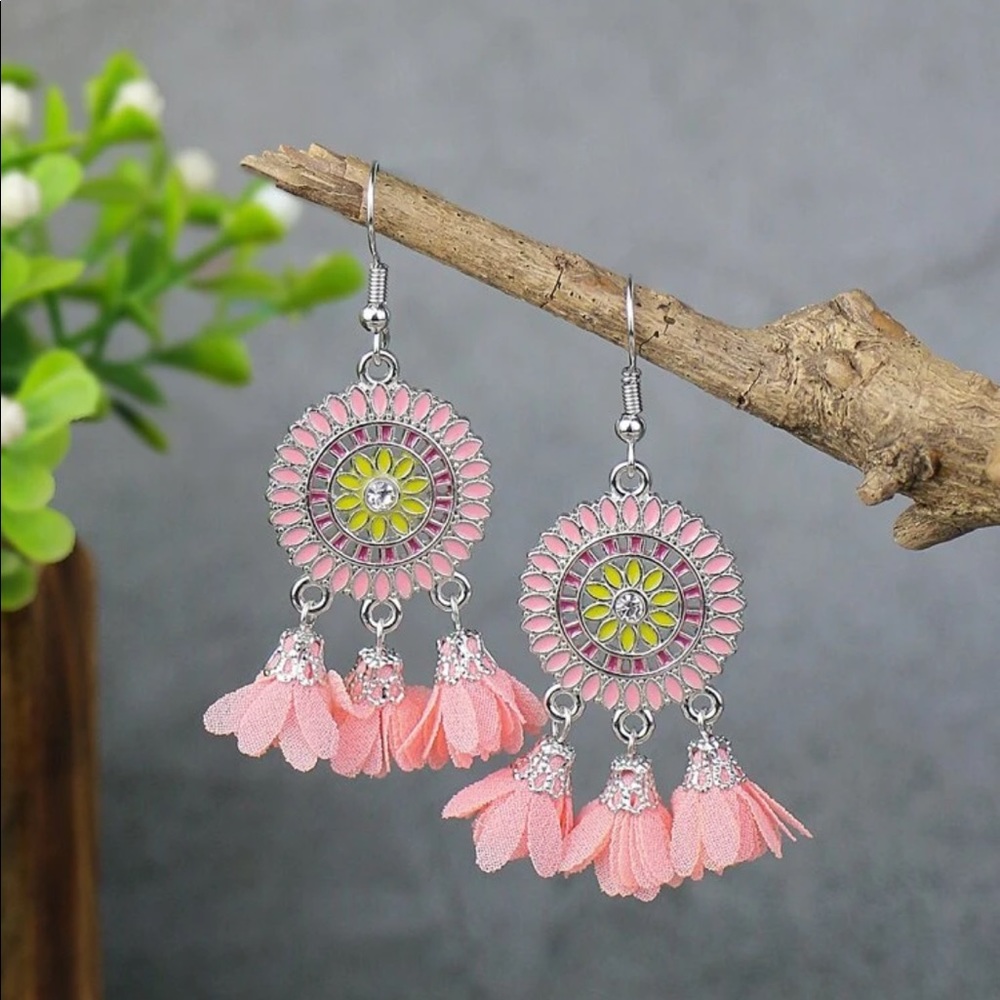 BOHO PINK FLOWER TASSEL EARRINGS